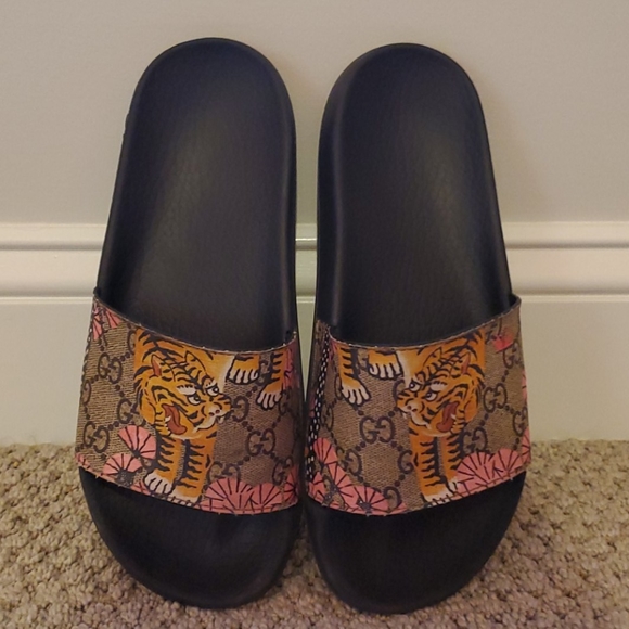 Gucci Other - Gucci Slides
